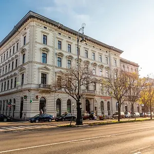 https://adagio-downtown-minihotel.inbudapesthotels.com